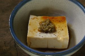 ダブル柚子♪柚子胡椒と柚子醤油で頂く蒸し豆腐