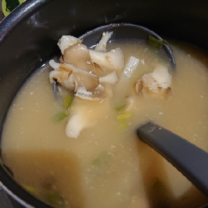 舞茸と長芋の味噌汁