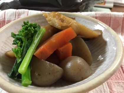 美味しい　ししとう　なかったので　菜花添えました　ごま油が　いいですね　ご馳走様