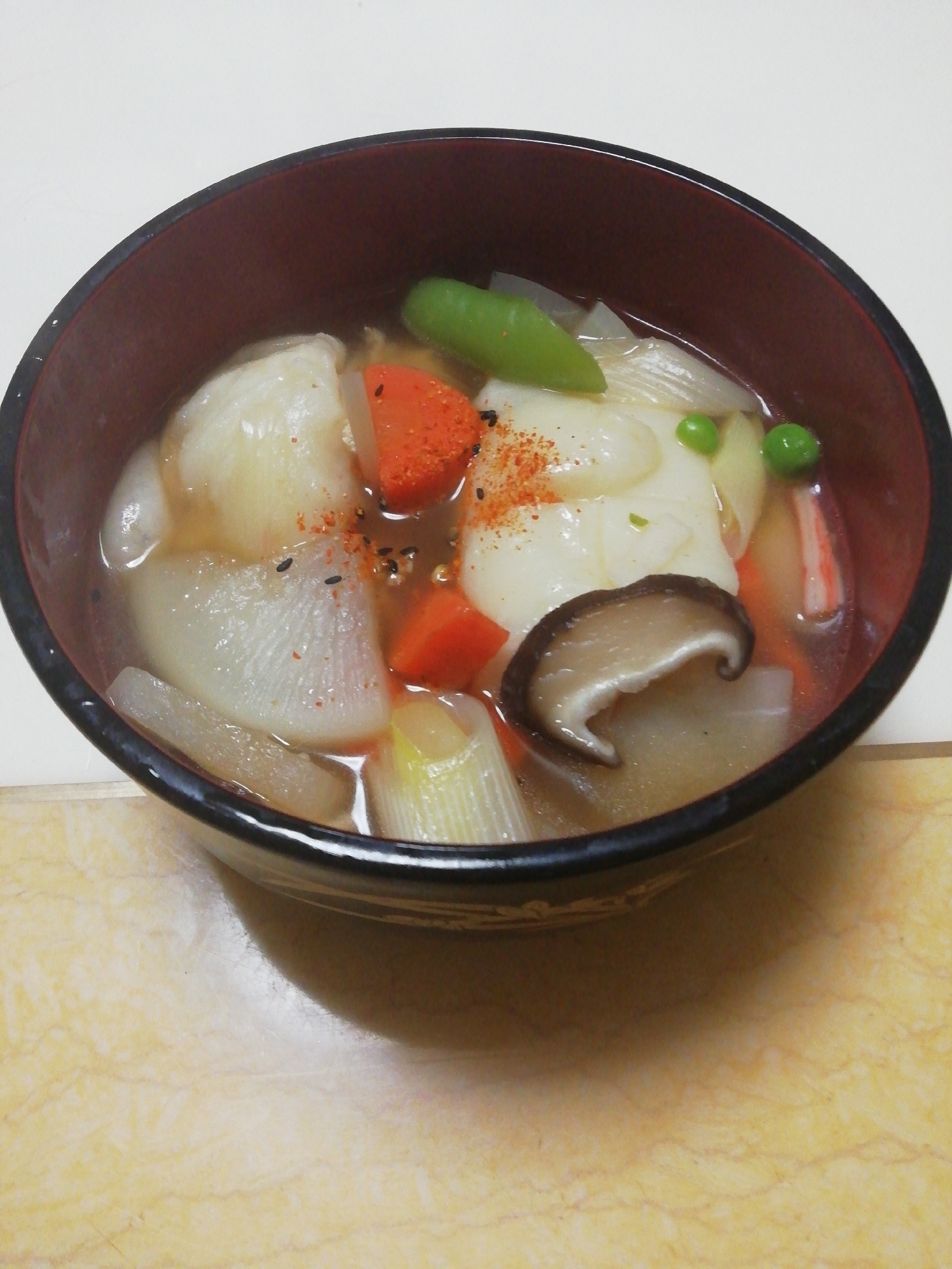 我が家の具だくさん雑煮 レシピ 作り方 By イク9110 楽天レシピ
