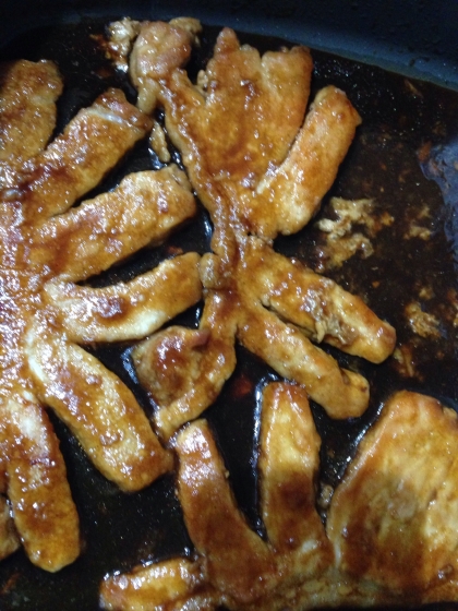 焼き過ぎて固くなってしまいましたが、味がとても美味しく、見た目にもおいしそうなソースが簡単にできて嬉しかったです。ありがとうございました！