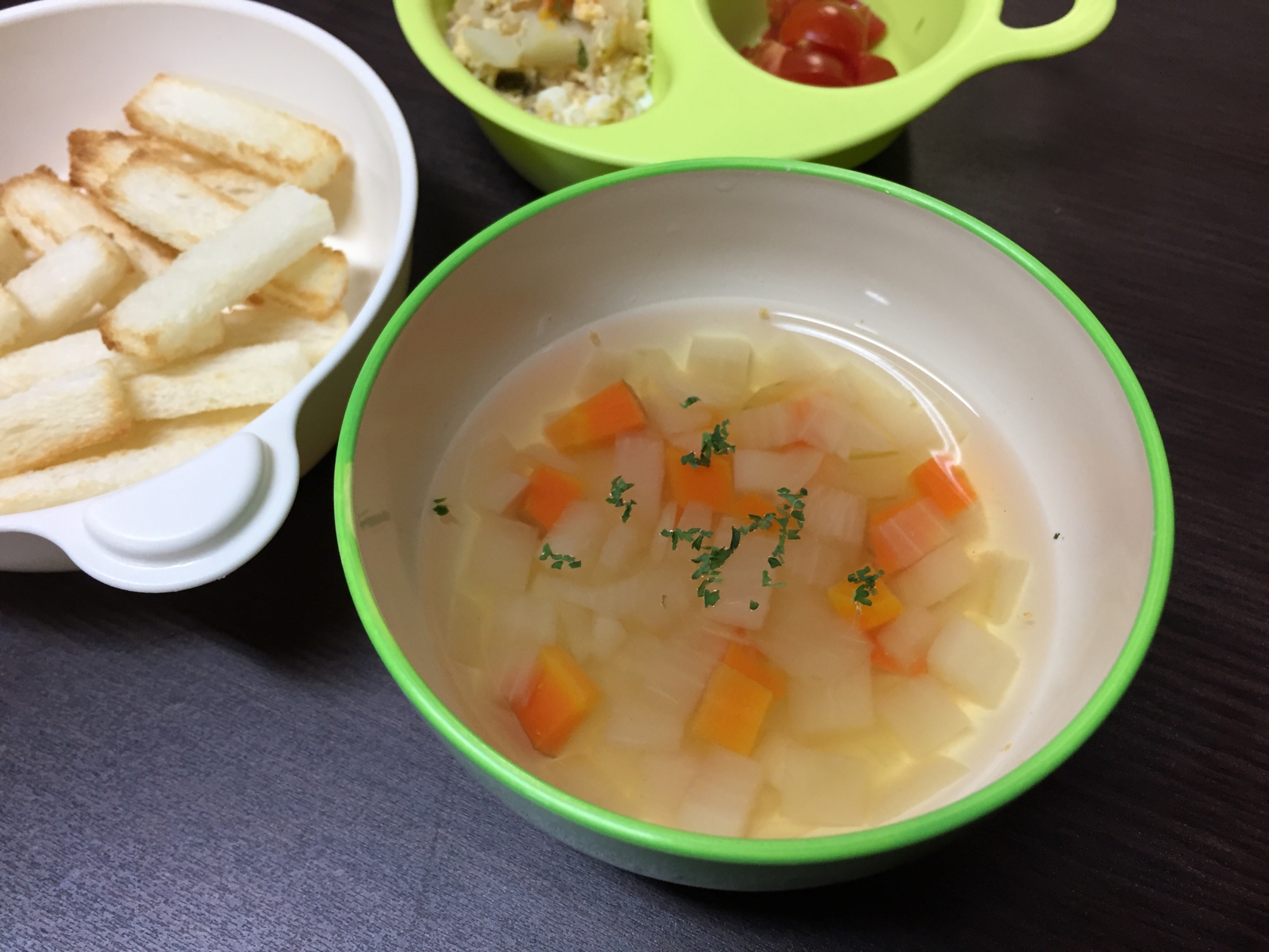 【離乳食 完了期】簡単で栄養満点♪野菜スープ