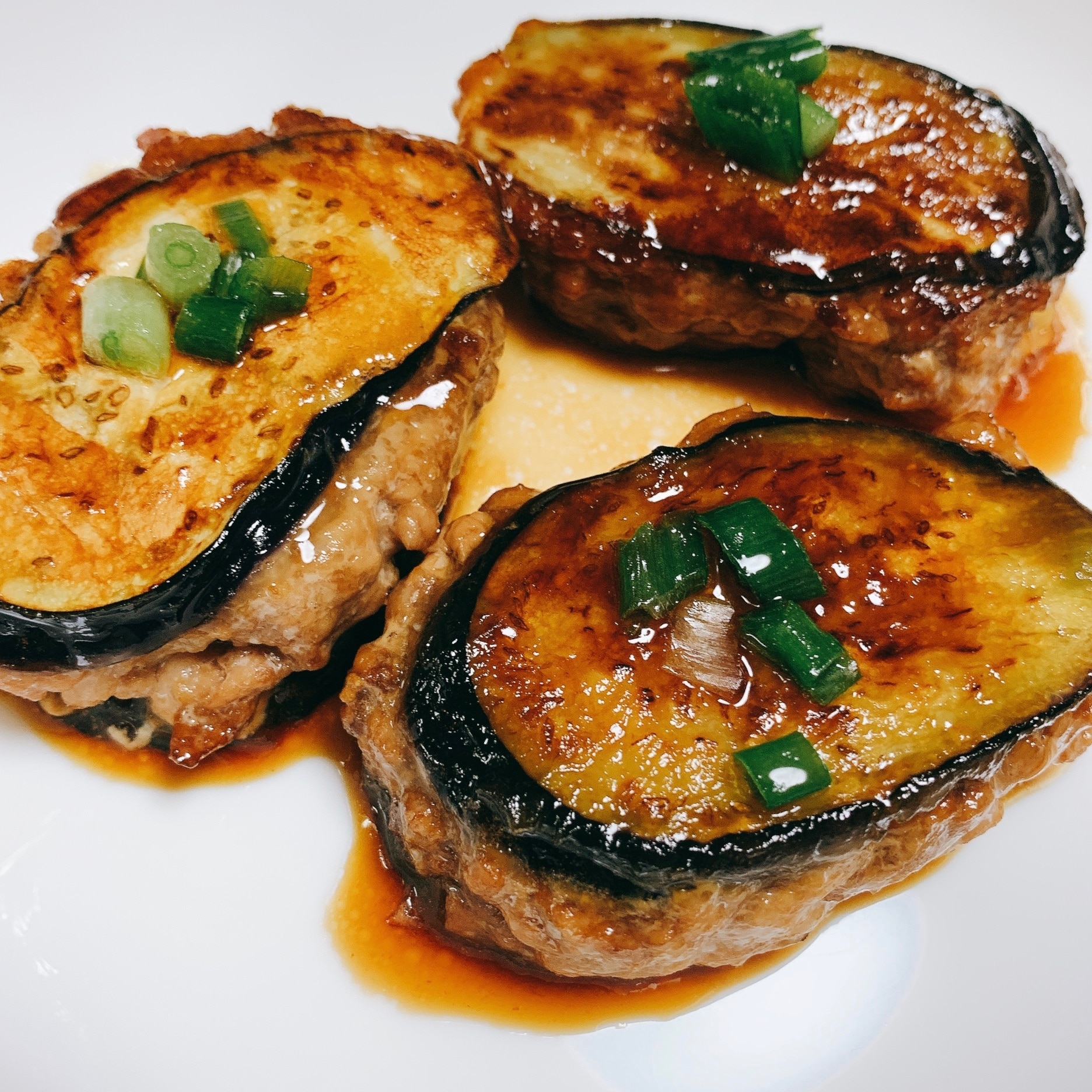 なすのはさみ焼きで肉が剥がれる原因は？片栗粉の付け方と裏技を徹底解剖