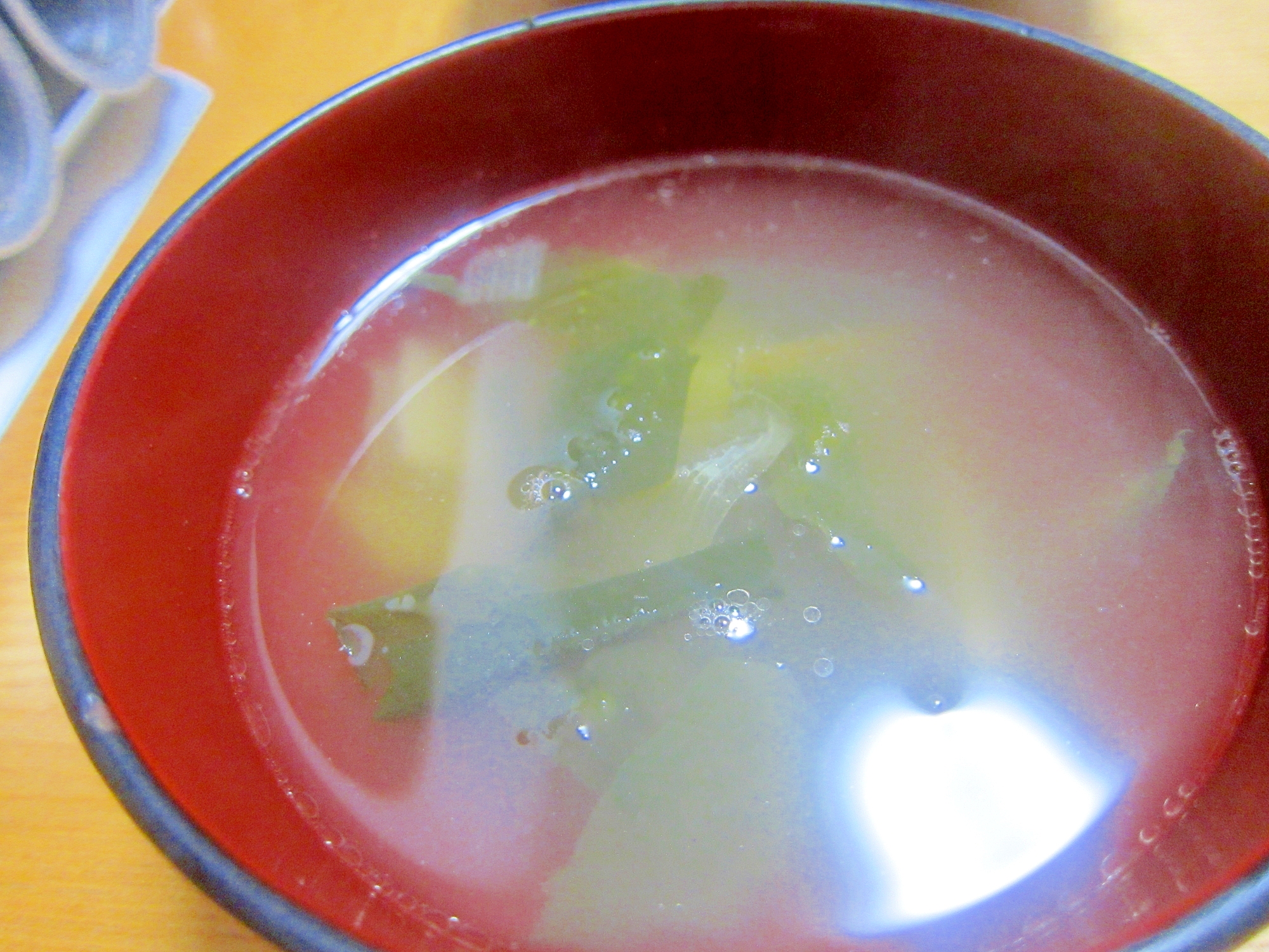 若芽と葱ナンプラーレモン汁スープ