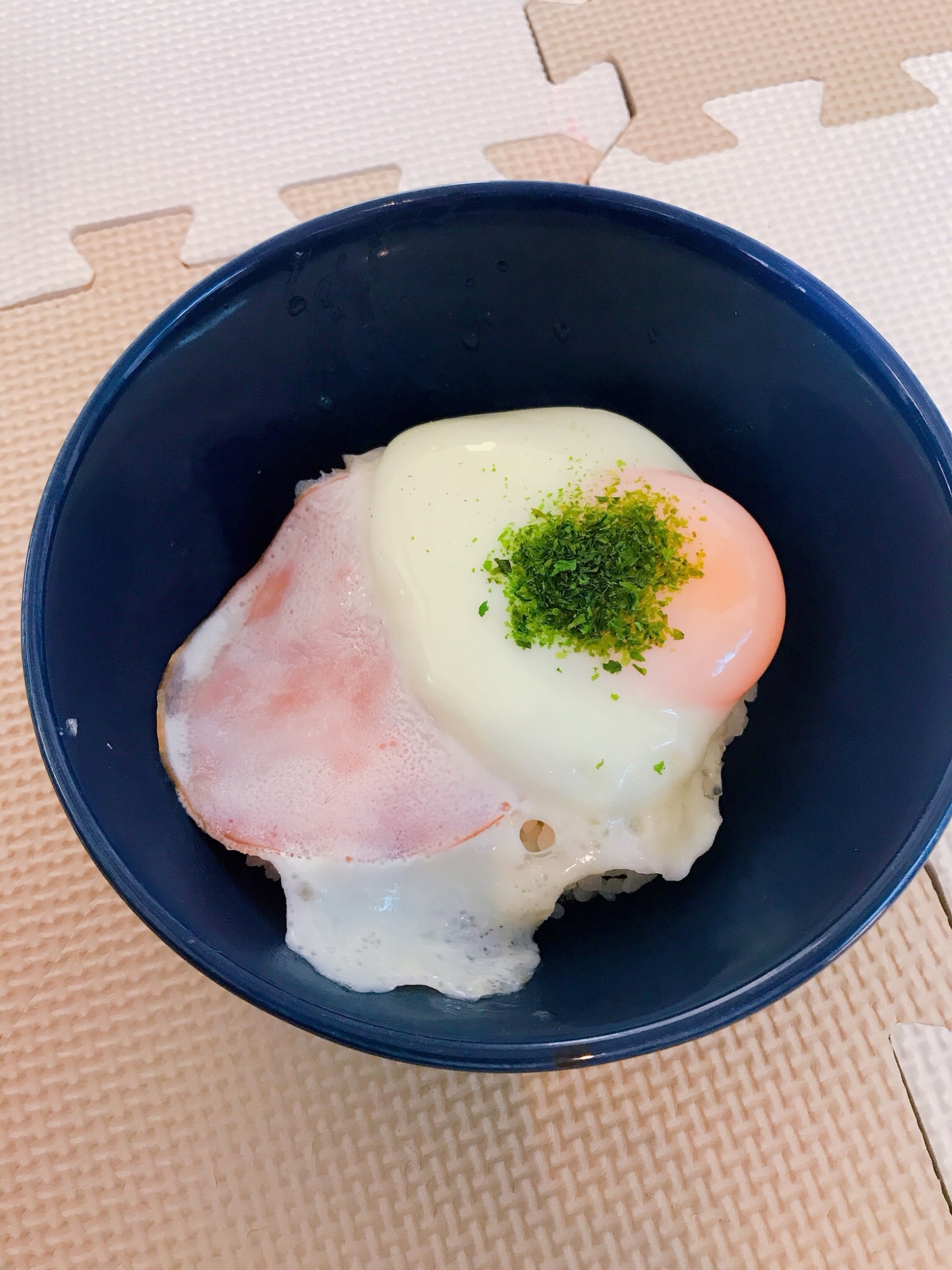 簡単！目玉焼き丼❤️