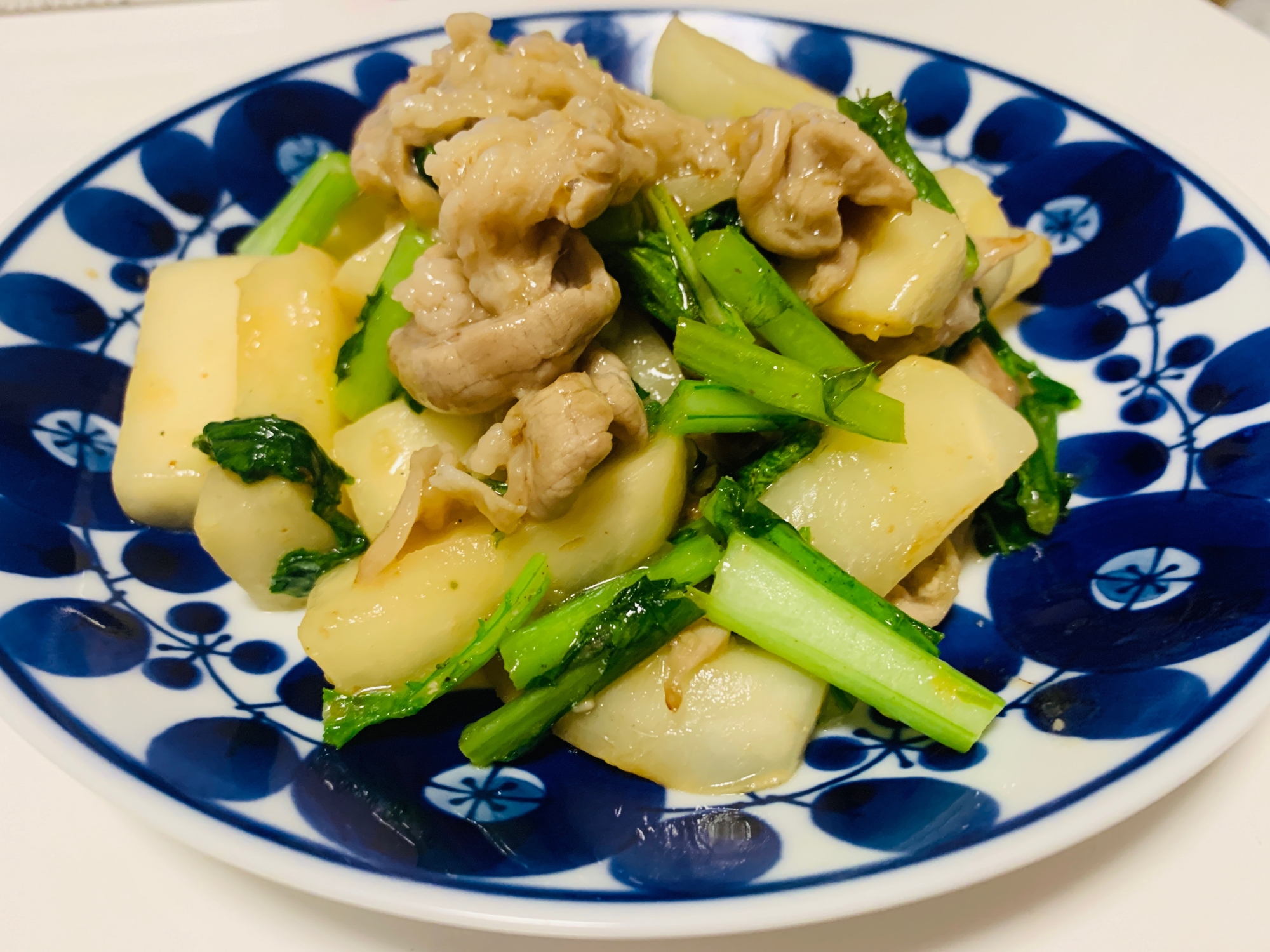 豚バラ肉とかぶの炒め物♪
