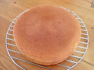 ふわふわ 甘さ控えめスポンジケーキ レシピ 作り方 By Himawario 楽天レシピ