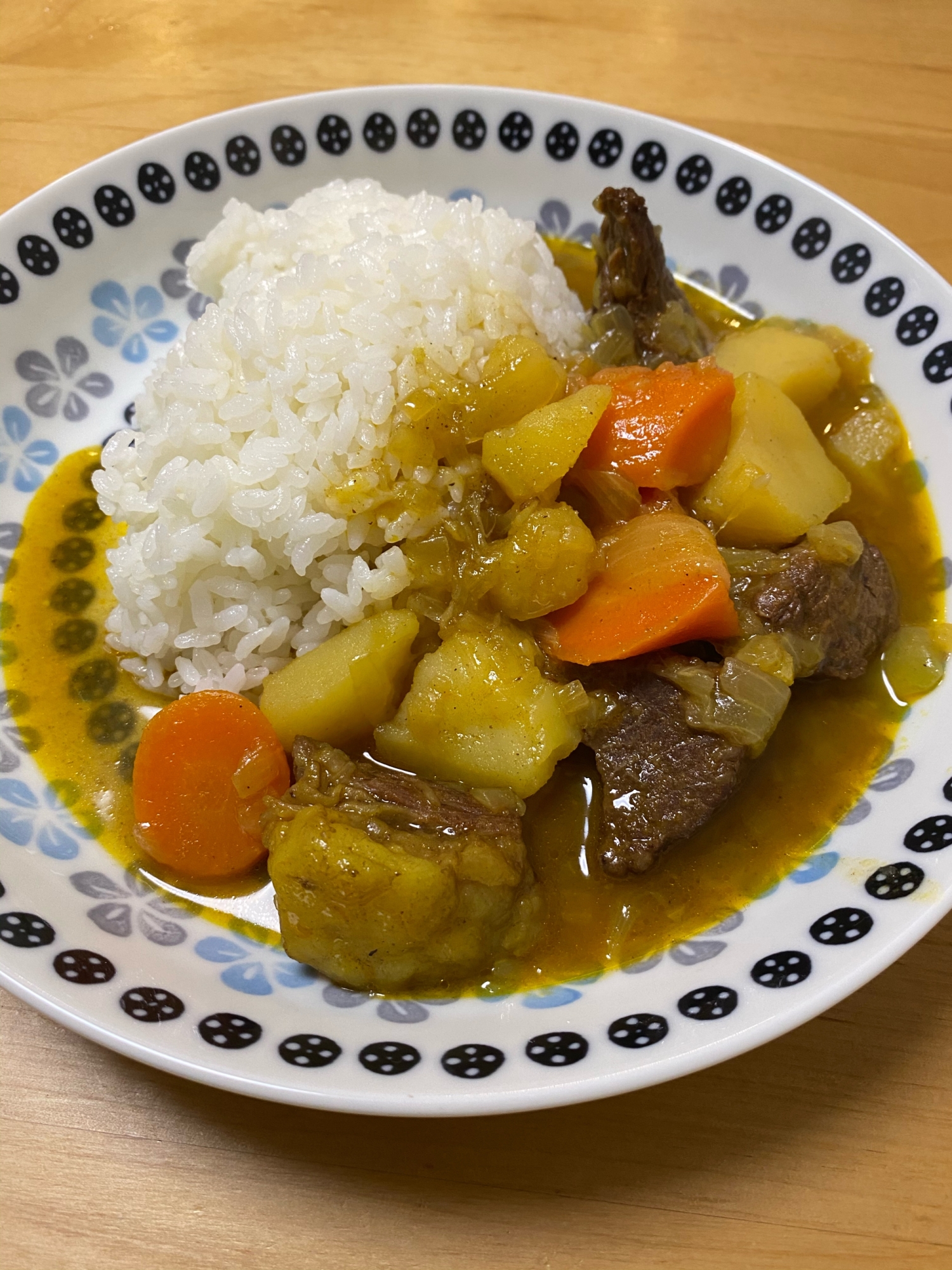 カレーパウダーで作るビーフカレー