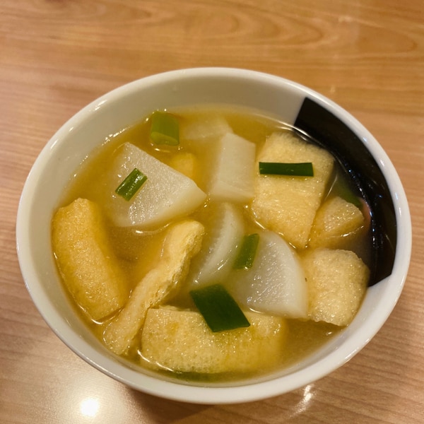 大根とネギと油揚げのお味噌汁 レシピ 作り方 By Amu 楽天レシピ 大根とネギと油揚げのお味噌汁 レシピ 作り方 By Amu 楽天レシピ