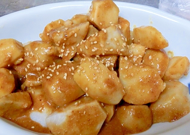 茹でて和えるだけ〜里芋の胡麻味噌ダレ和え