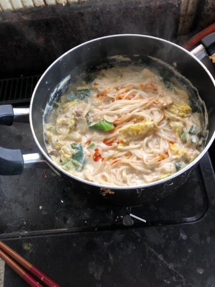 坦々麺。まだ、肉味噌入れてないー。