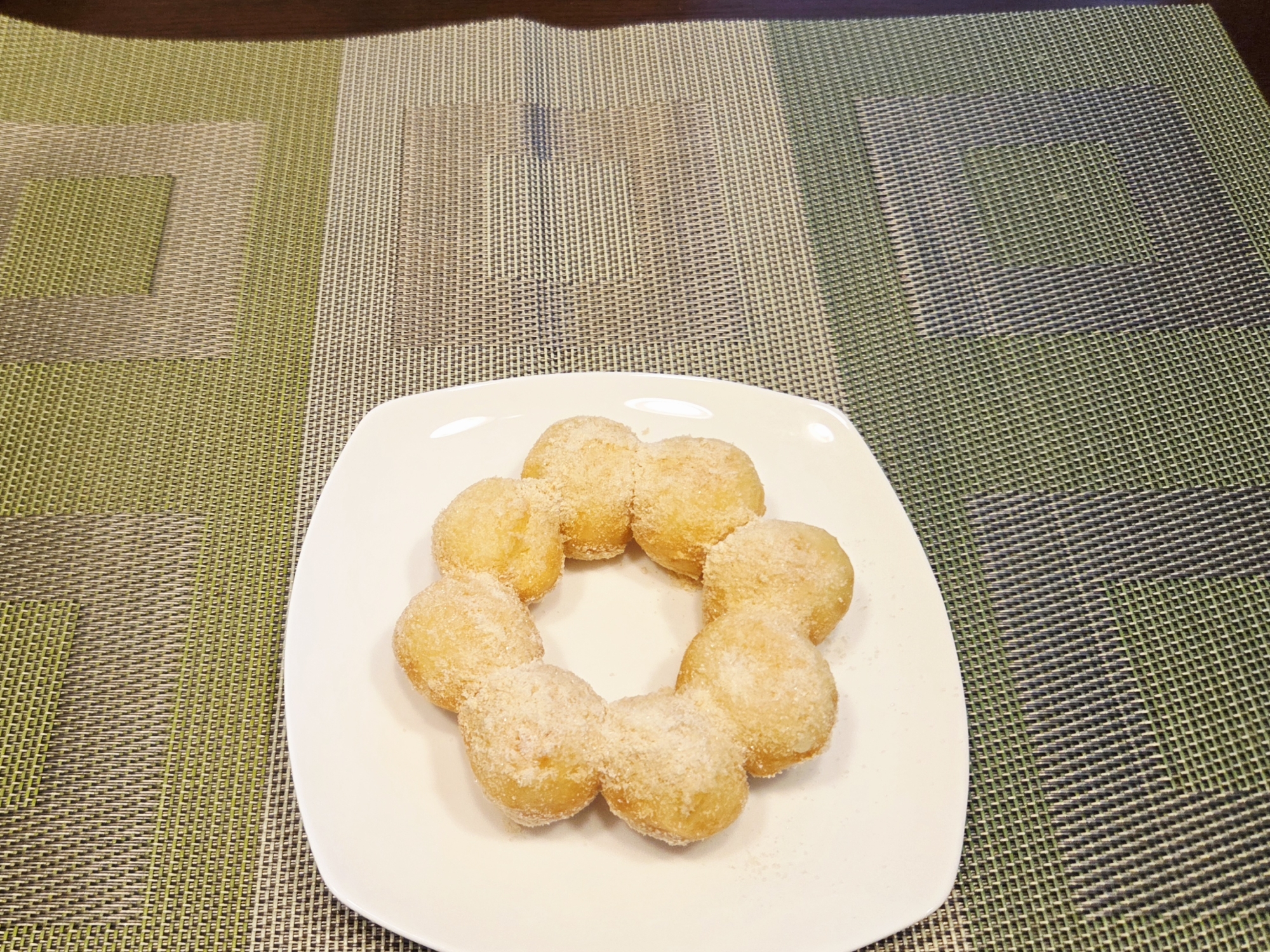 きな粉をまぶして ポン・デ・リング風