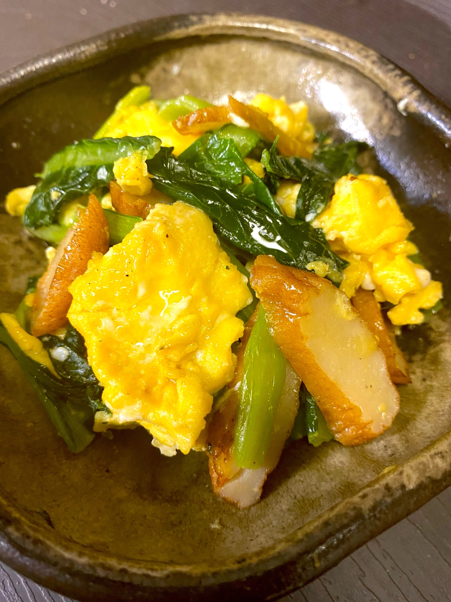 四季の彩り　＊小松菜とさつま揚げの炒り卵＊