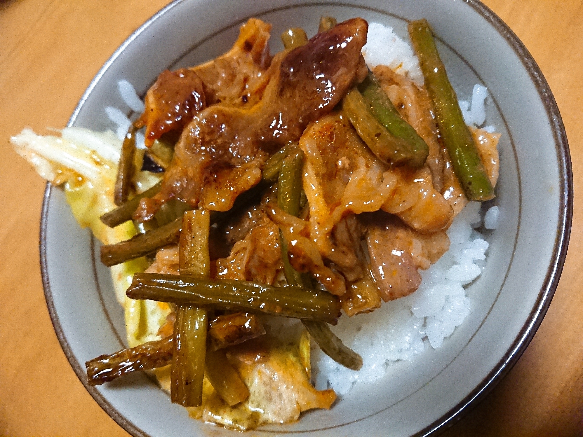 おかわりしてね☆牛カルビ丼