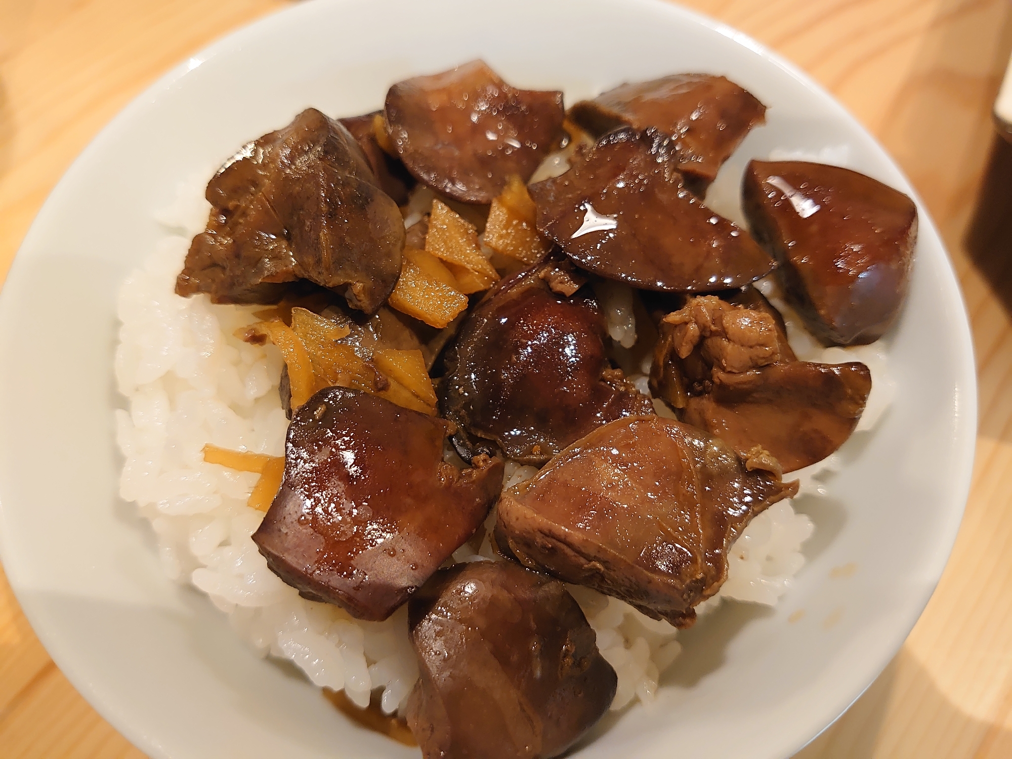 鶏レバーの甘辛煮込み丼ぶり