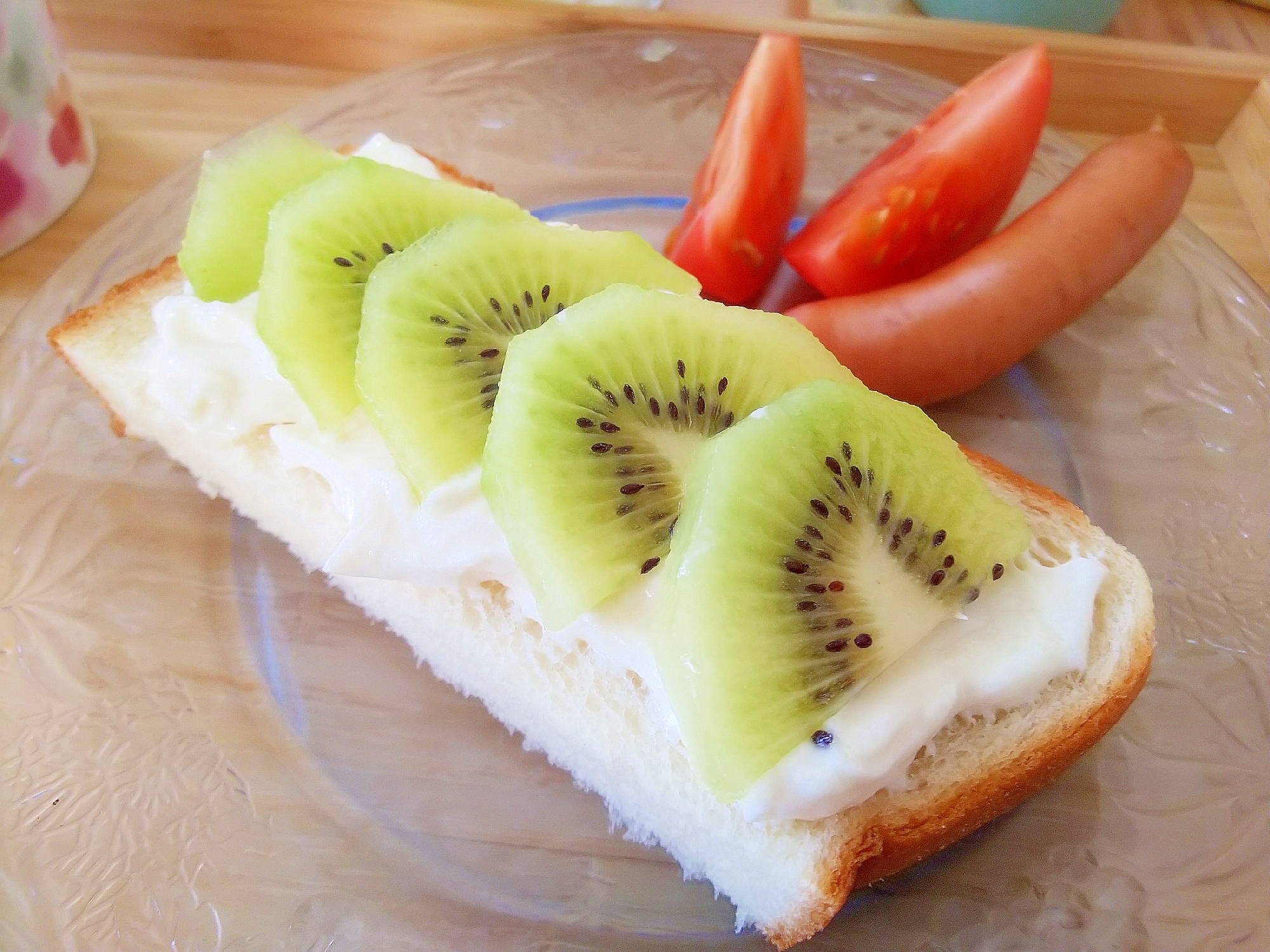 水切りヨーグルトとキウイのオープンサンド レシピ 作り方 By りんごの台所 楽天レシピ