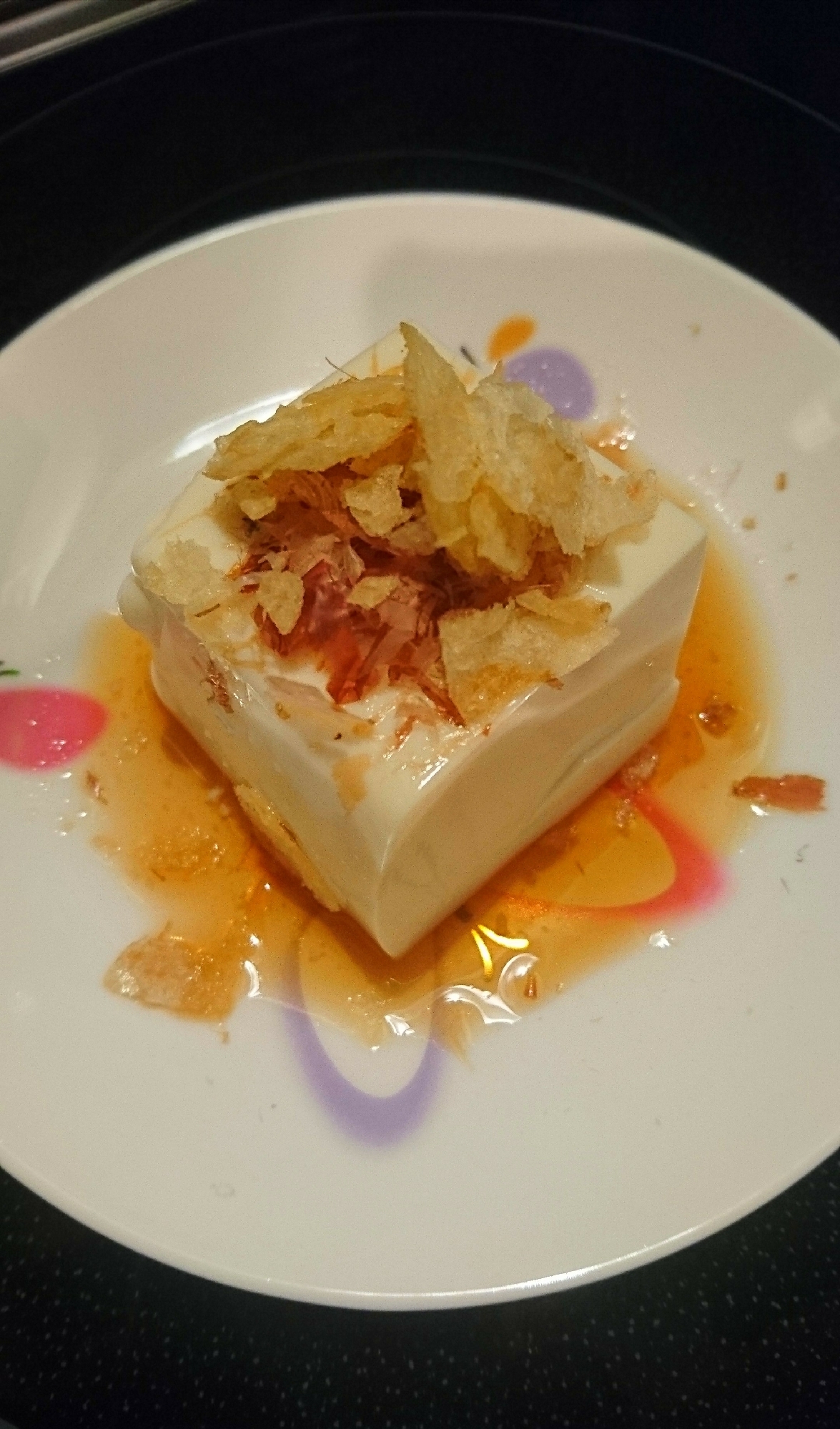 ポテトチップスのせ冷奴