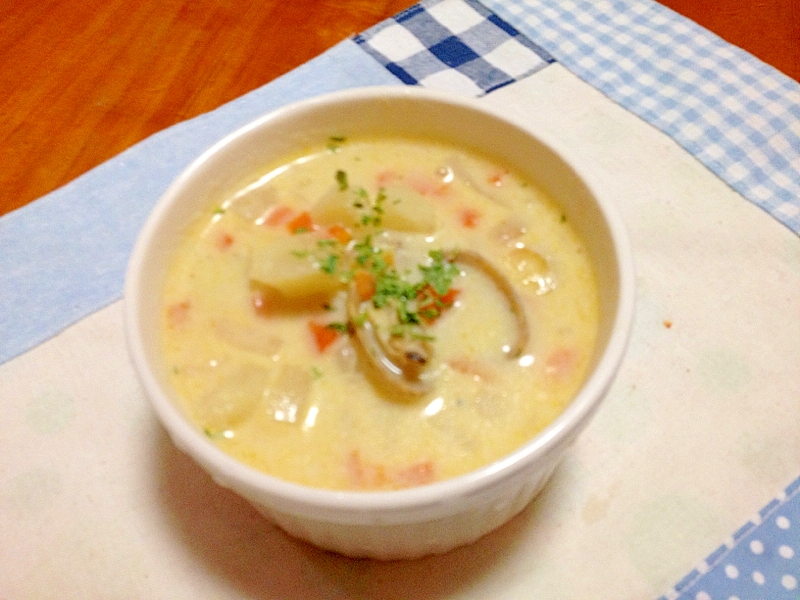 野菜たっぷり!豆乳あさりスープ