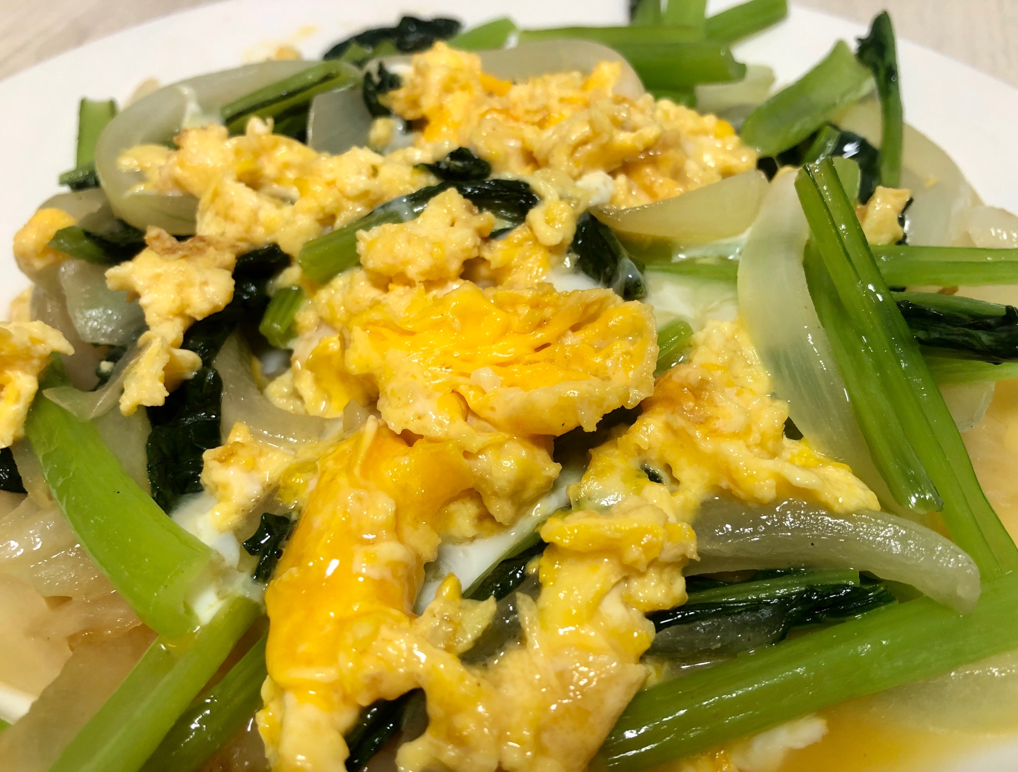 簡単小松菜と玉ねぎの卵炒め
