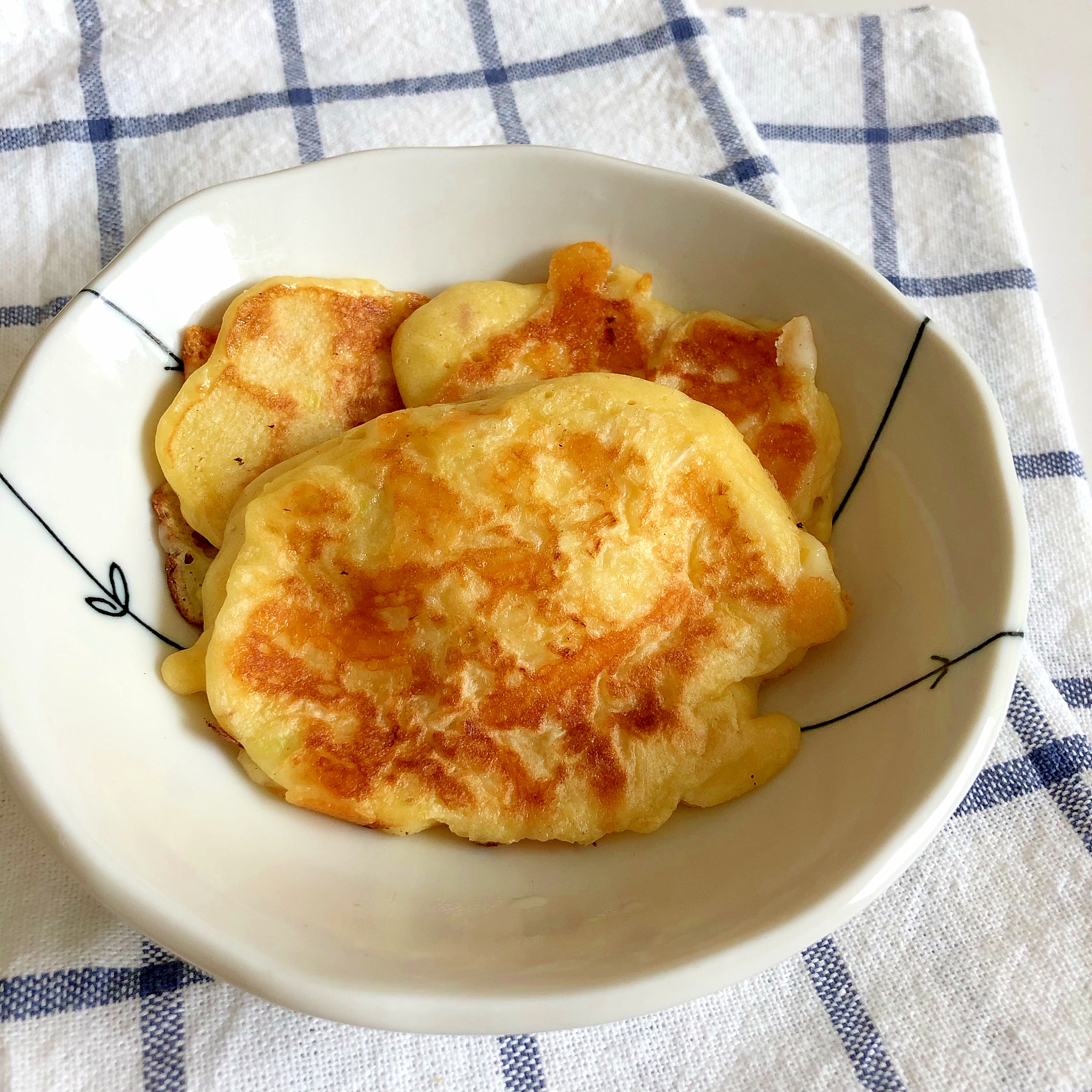 おやつ お弁当に 小さなチーズお好み焼き ♪