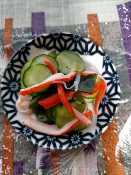 きゅうりとカニカマの中華サラダ