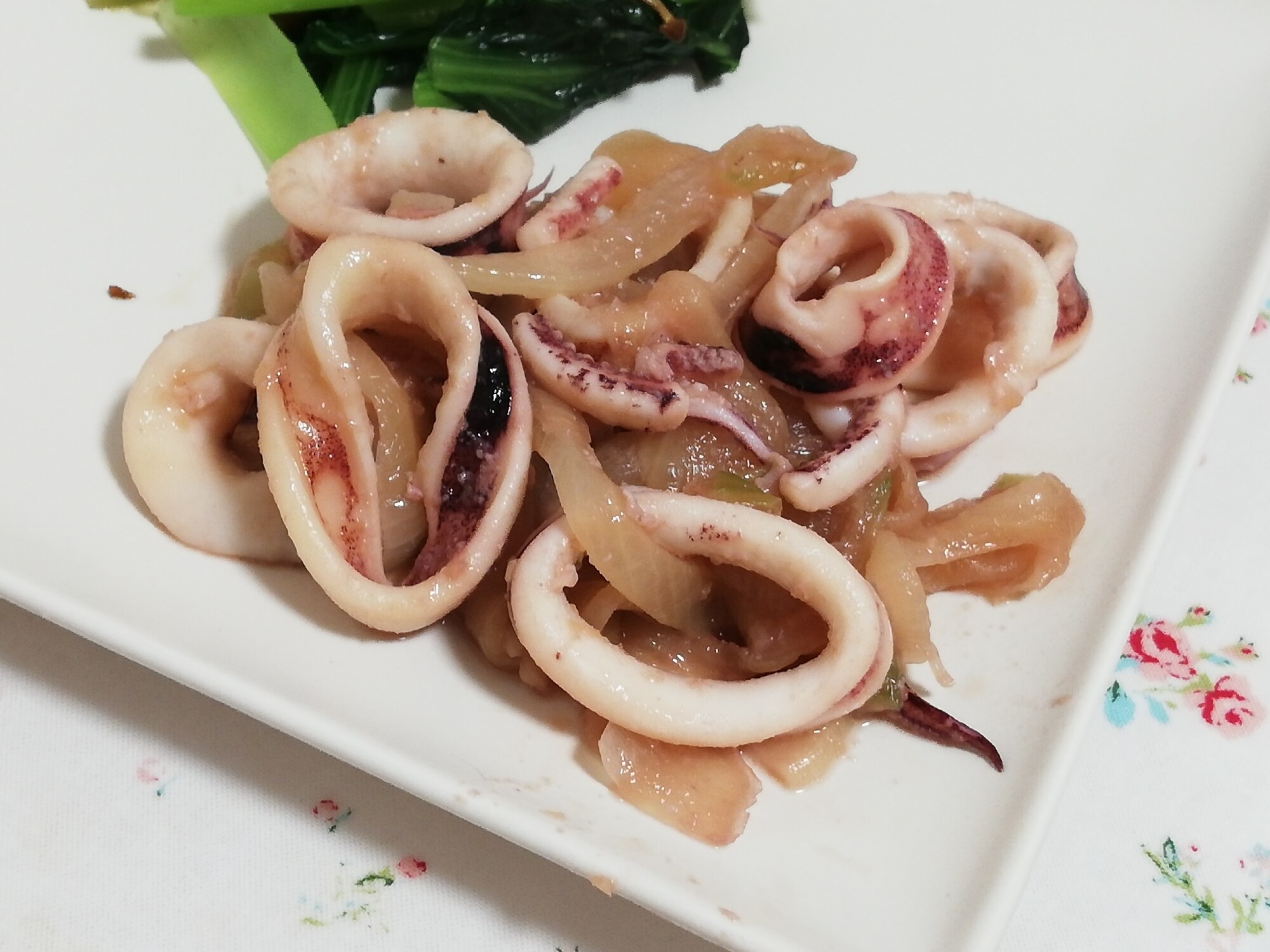 漬けおきで簡単 イカのニンニク生姜焼き レシピ 作り方 By かっぺ4217 楽天レシピ 漬けおきで簡単 イカのニンニク生姜焼き レシピ 作り方 By かっぺ4217 楽天レシピ