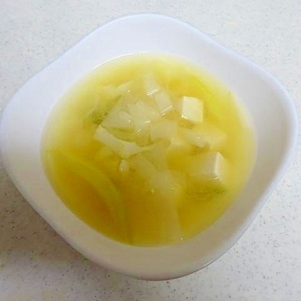 カリフラワーの葉の味噌汁 レシピ 作り方 By Miminaomomo 楽天レシピ カリフラワーの葉の味噌汁 レシピ 作り方 By Miminaomomo 楽天レシピ