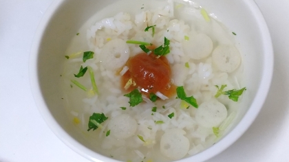 こんばんは☆
永谷園のはま吸いで作りました。
お茶漬けのもとよりさっぱりとして美味しく頂きました。
ごちそうさま(*^^*)