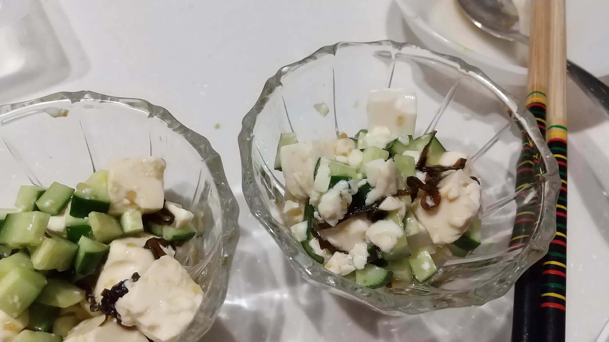 簡単に副菜❗️胡瓜と豆腐の塩昆布ゆずドレ和え