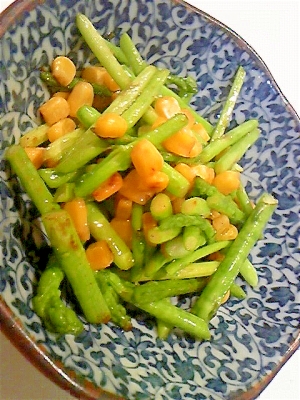 アスパラコーンのバター醤油炒め