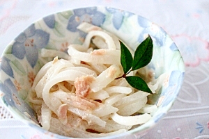 ハヤトウリとツナのサラダ