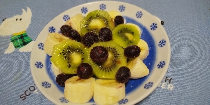 切るだけ簡単！フルーツ盛りの朝食♪