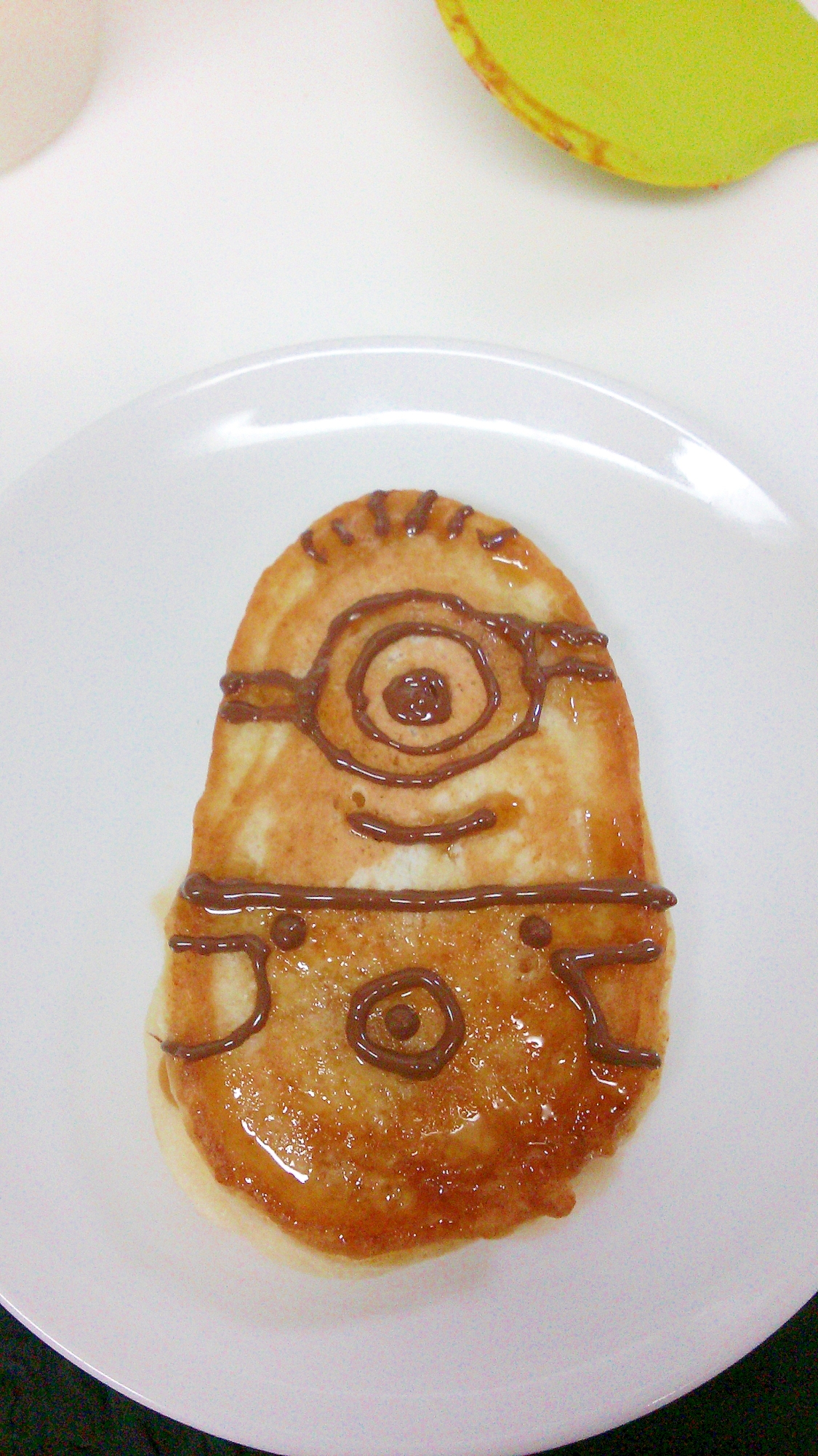 簡単 ミニオンのホットケーキ レシピ 作り方 By ぽこりん23 楽天レシピ