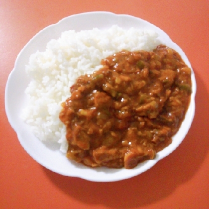 ももmomoうさusaさん♪さばトマトカレー、食べやすくてとっても美味しかったです！きのこやトマトジュースも入って、健康にも良くて嬉しいです☆感謝o(^o^)o