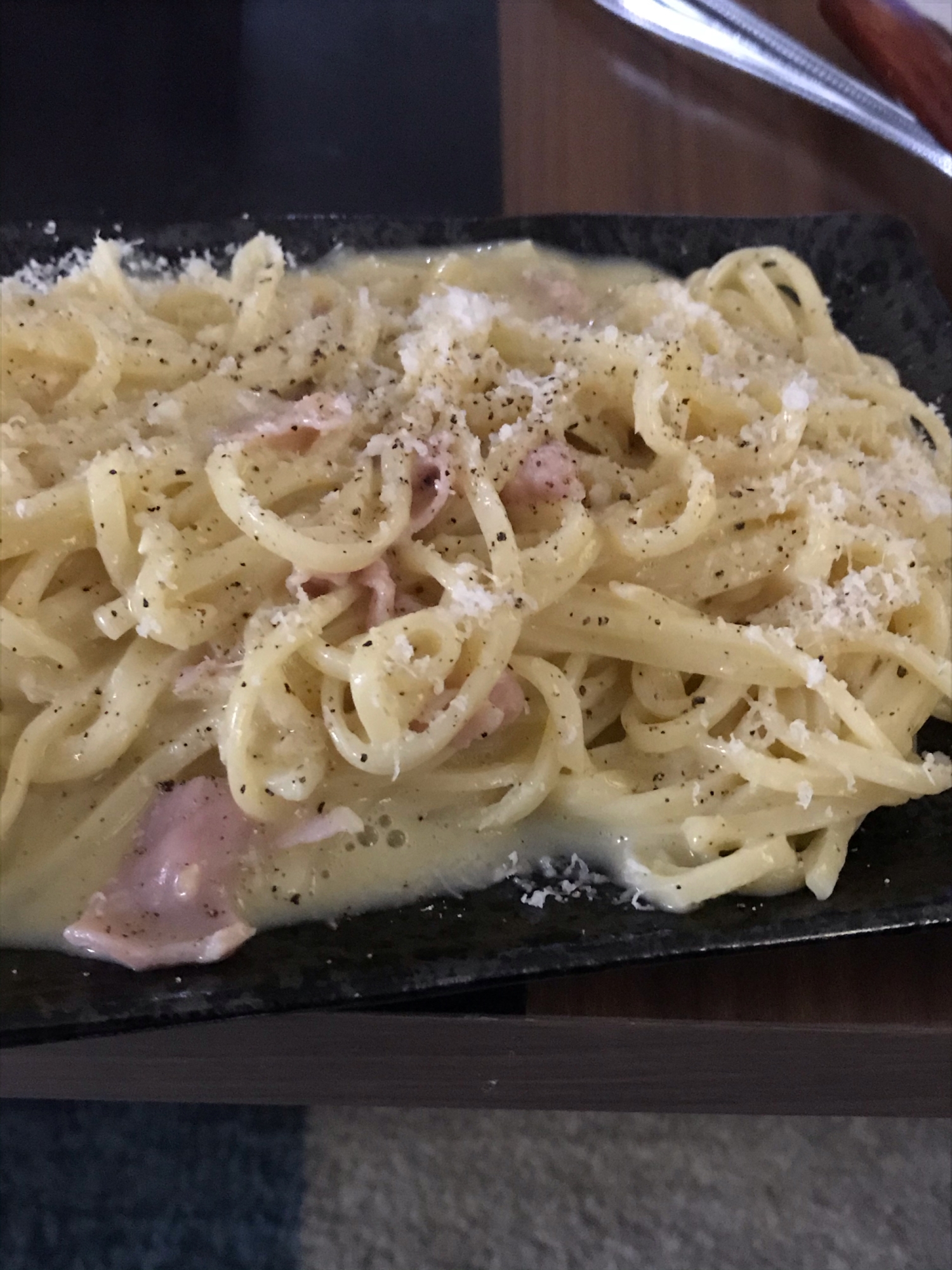 生パスタのカルボナーラ