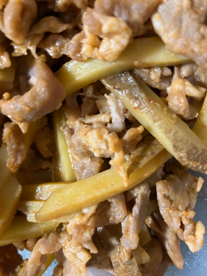 ポテトがなく生のじゃがいもですが、ボリューミーでおいしかったです！