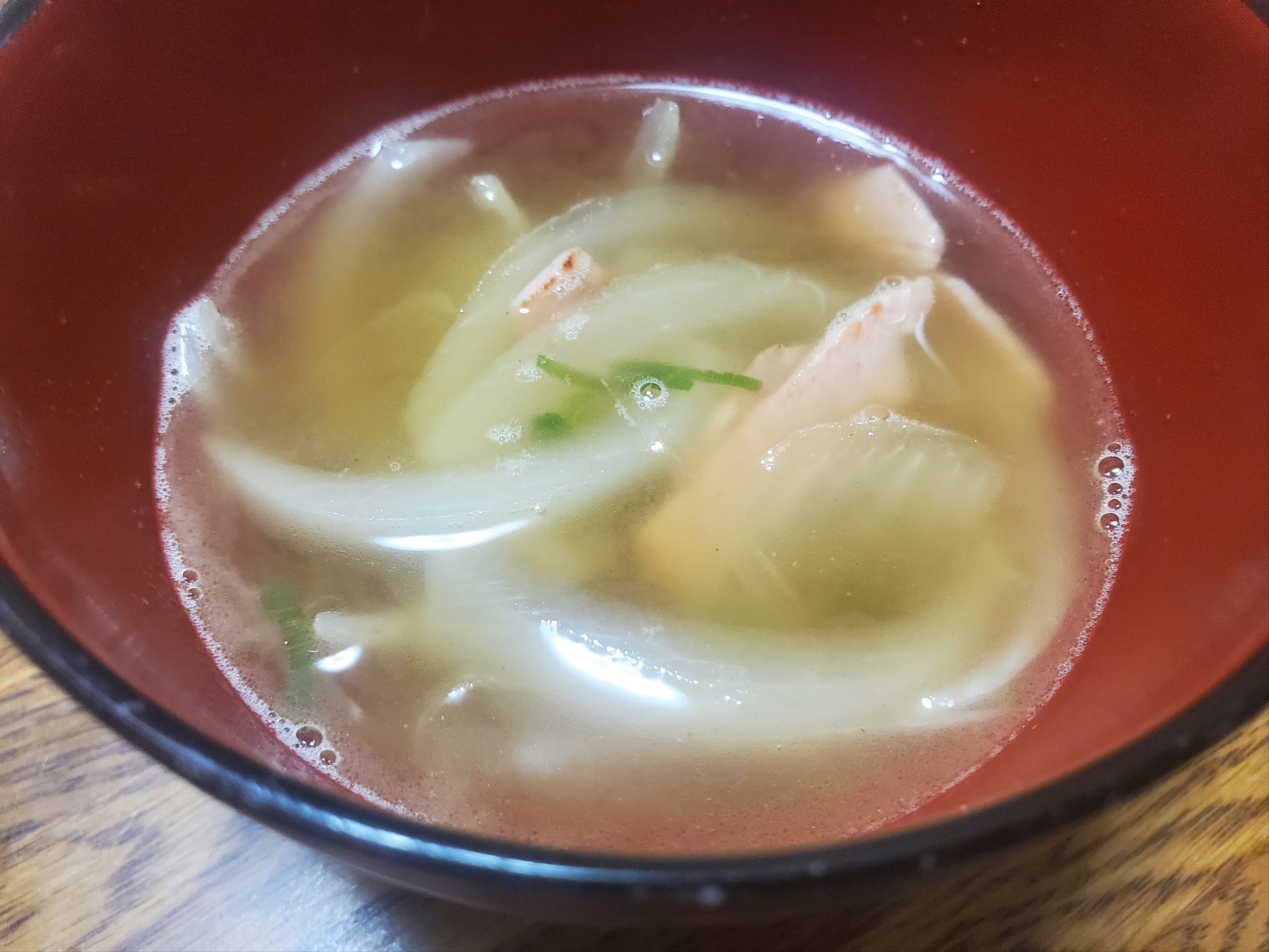 中華風オニオンハムスープ