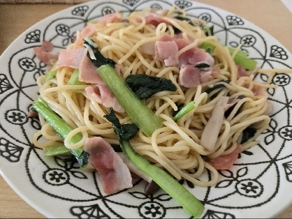 鶏がらスープの味のパスタ