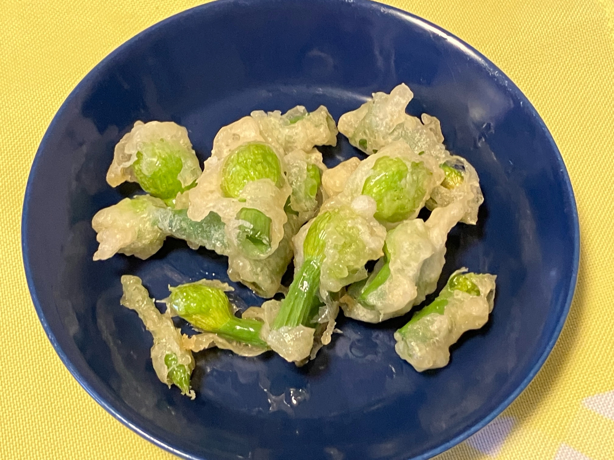 うちのおかず　葱坊主の天ぷら