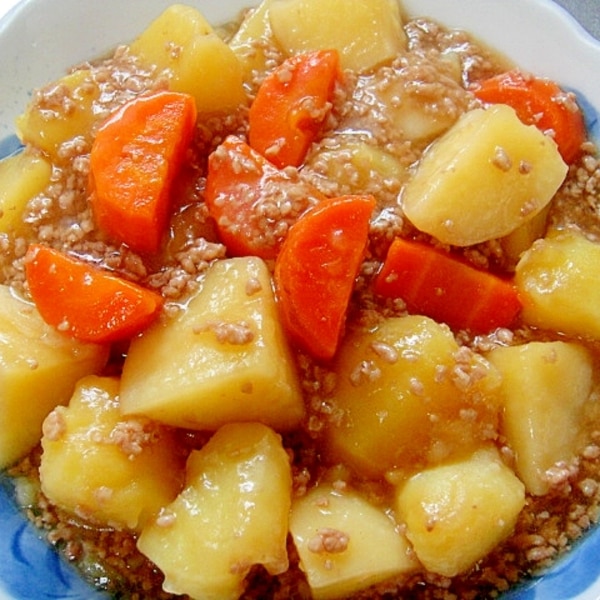 じゃがいもと人参のそぼろ煮 レシピ 作り方 By Mint 楽天レシピ じゃがいもと人参のそぼろ煮 レシピ 作り方 By Mint 楽天レシピ