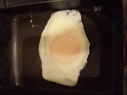 まわりが焦げない目玉焼き!!黄身は半熟