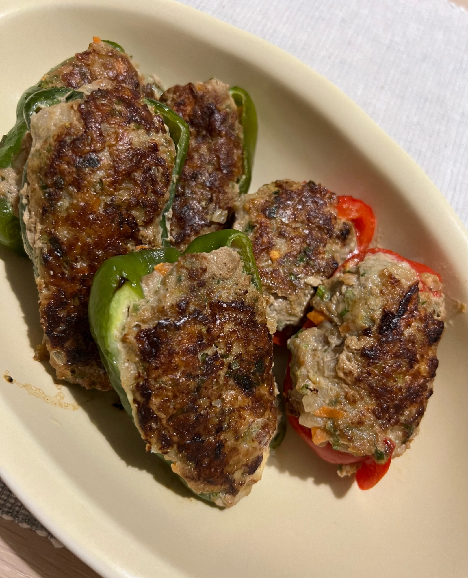 生姜風味♪ピーマンの味噌チーズ肉詰め