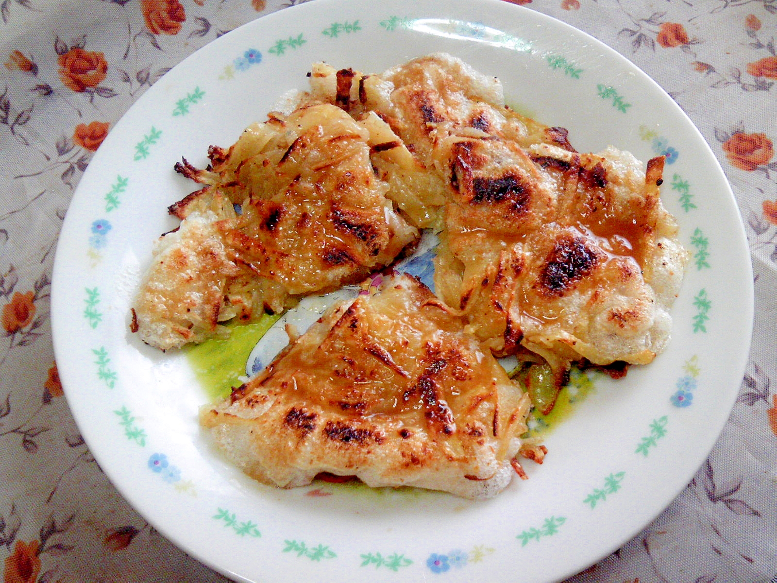 辛子酢醤油で♪じゃがいもと餅のモチモチ焼き