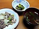 左下がそれなんですが、
キャー、美味しいですね。
ごはんもパクパクと食べれます。
良い味！！！