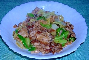 ボリュームたっぷり豚肉とキャベツの焼き肉のたれ炒め