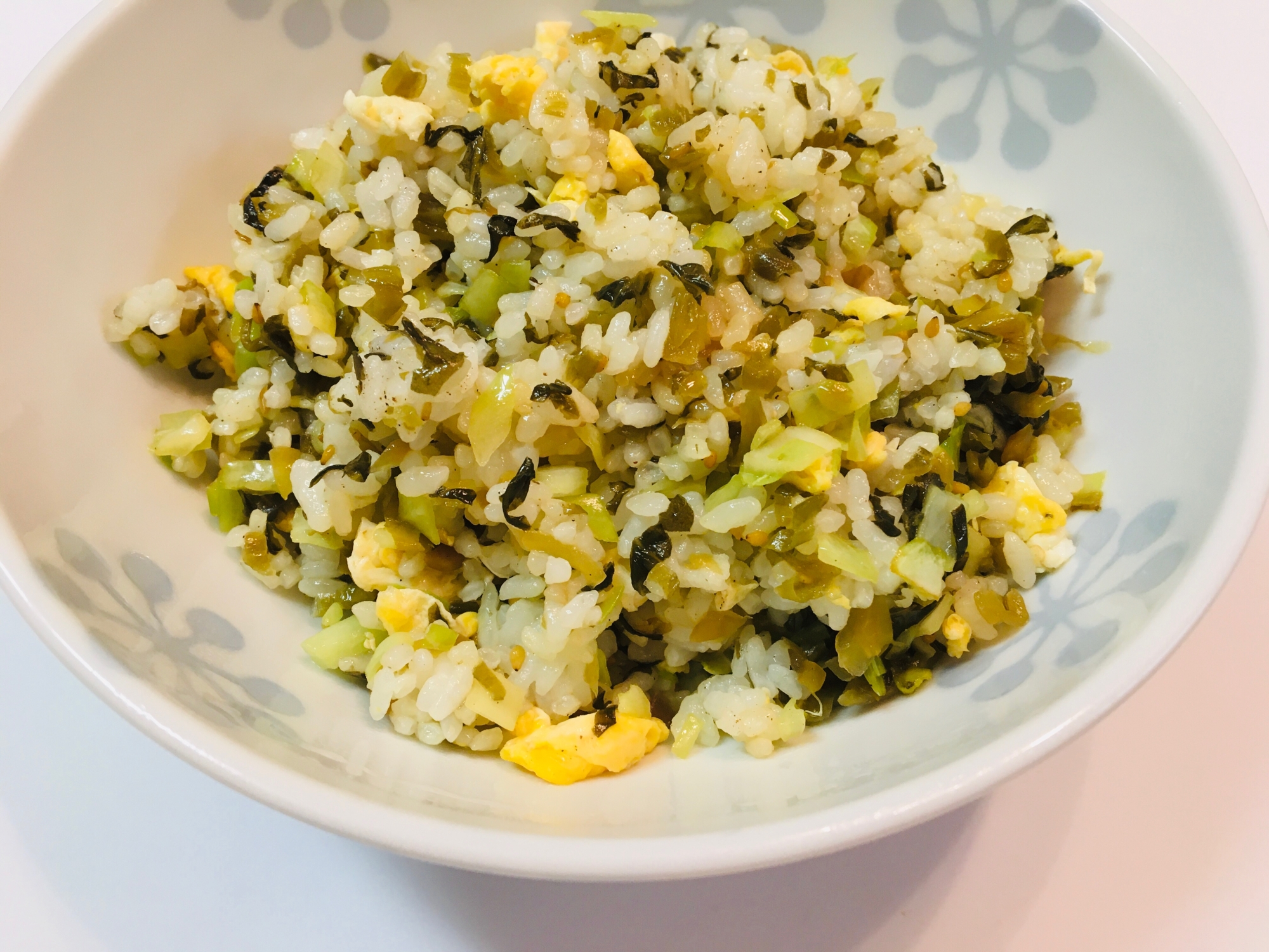 キャベツと高菜の食欲誘うチャーハン