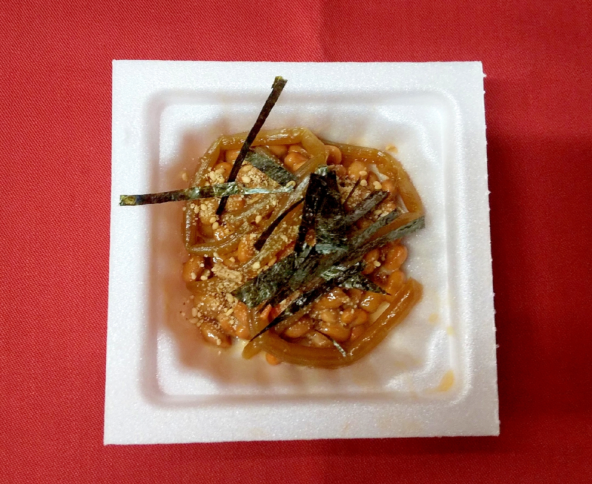 朝食に海苔チーズ納豆