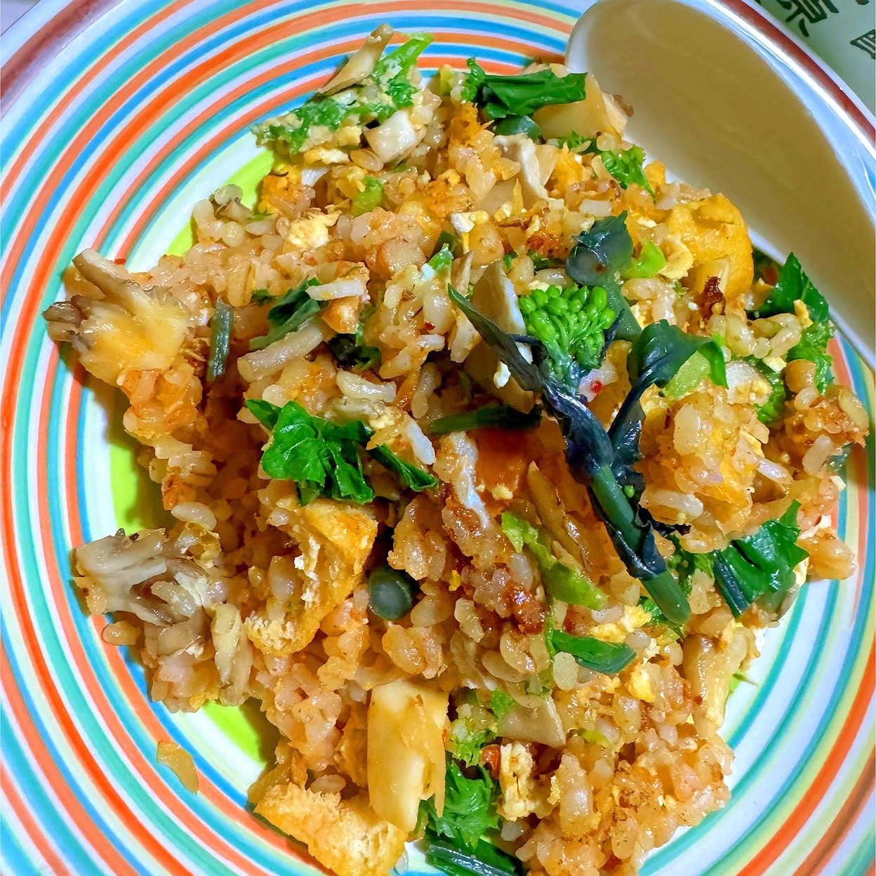 チャンジャと菜の花と舞茸の旨辛炒飯