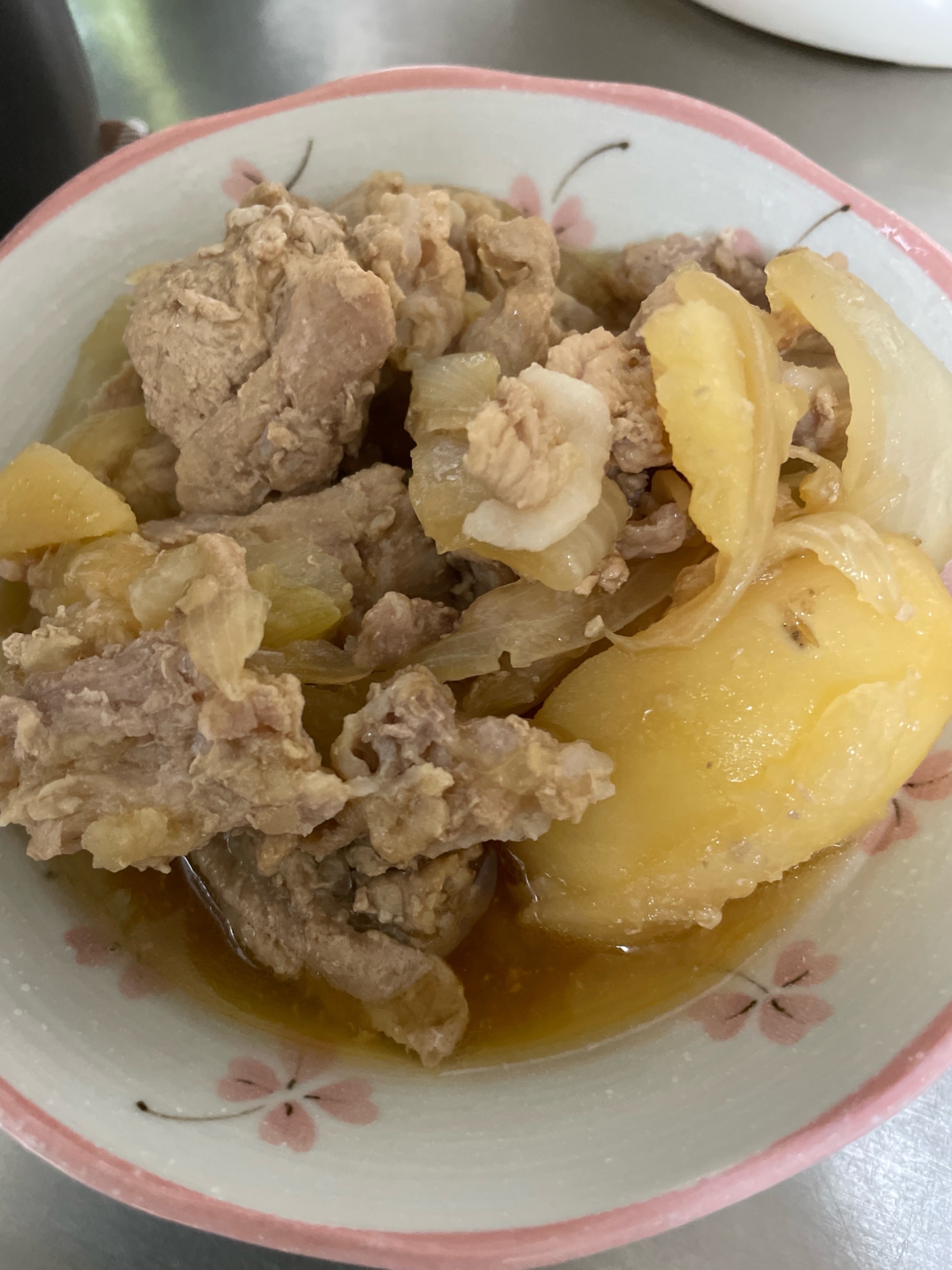 スイッチポン！炊飯器で作るピリ辛肉じゃが！