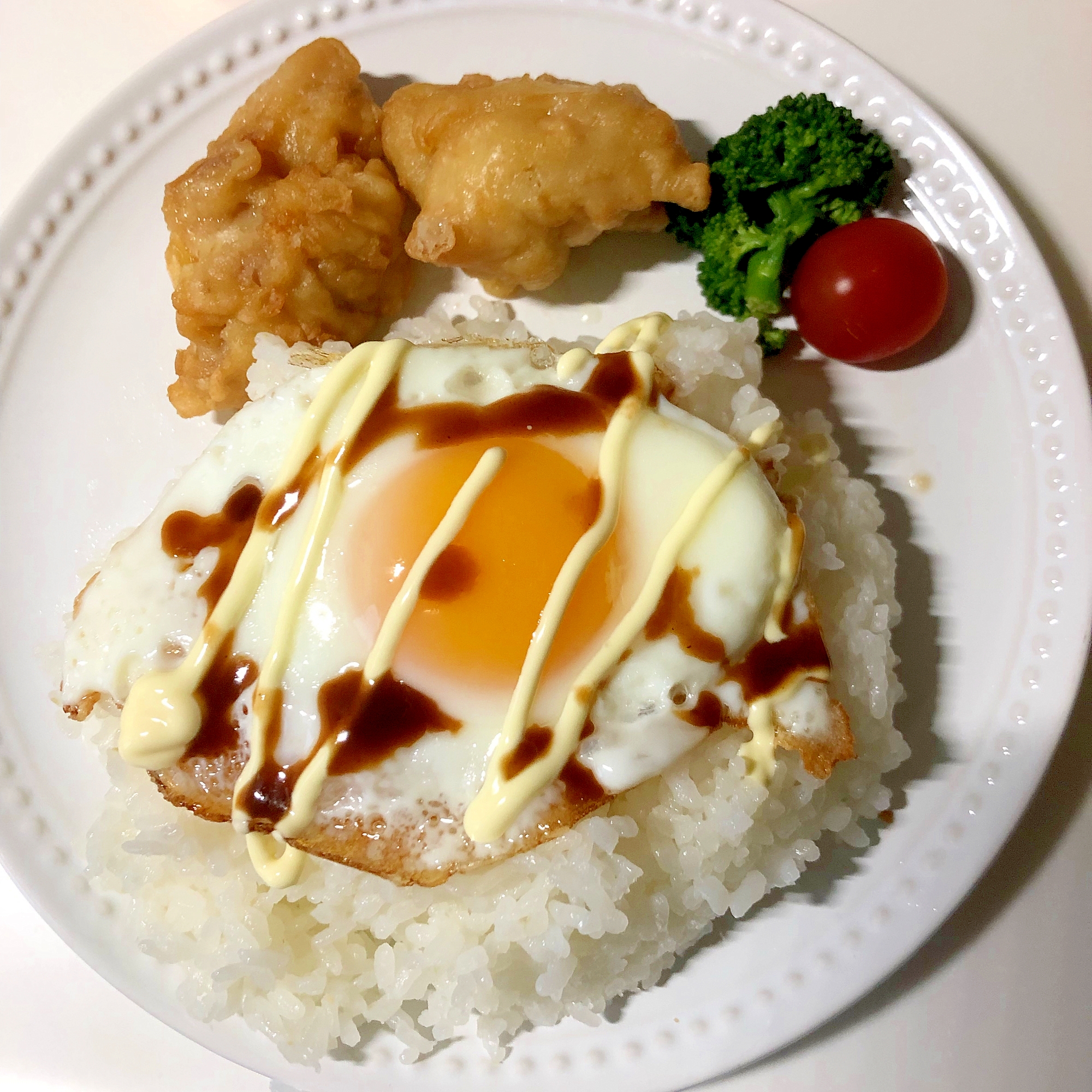 簡単！目玉焼きのせご飯！